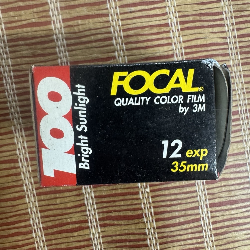 Focal 100 Film 1 Pack 12 exp 35mm Bright Sunlight New Sealed NOS for Camera
